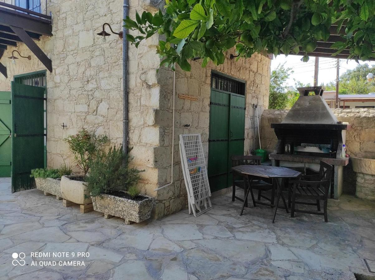 Andrianna'S Cottage Pano Akourdalia Exterior photo